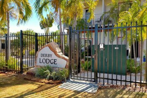 Derby Lodge Self Contained Apartments - Sydney 4u 0