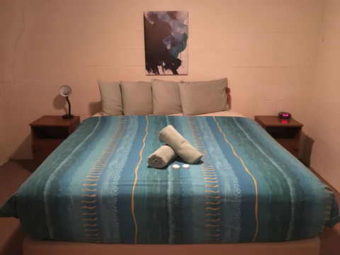 Desert View Apartments - Sydney 4u 4