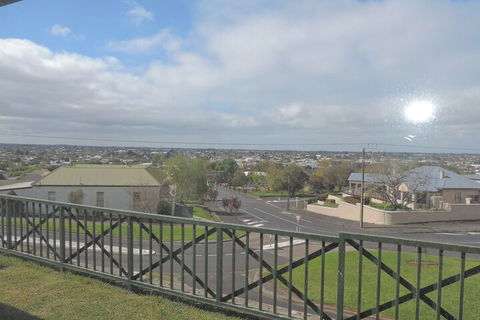 Comfort Inn The Lakes - Sydney 4u 7