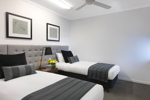 Oaks Mackay Carlyle Suites - Sydney 4u 7