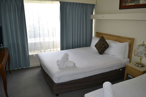 Aberdeen Motor Inn - Sydney 4u 5