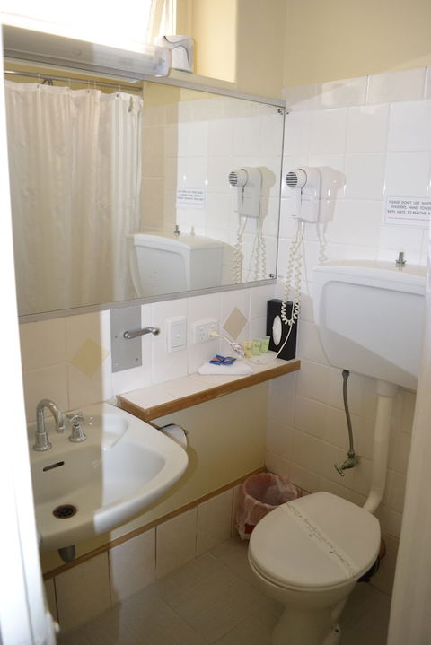 Aberdeen Motor Inn - Sydney 4u 3