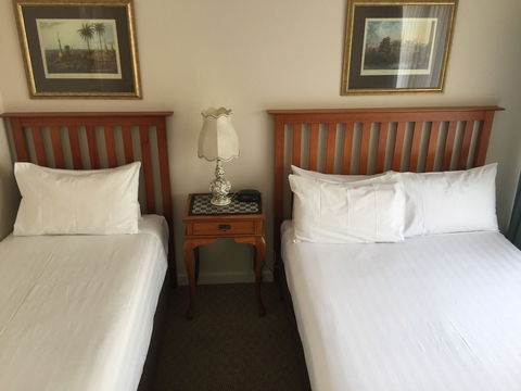 Aberdeen Motor Inn - Sydney 4u 4