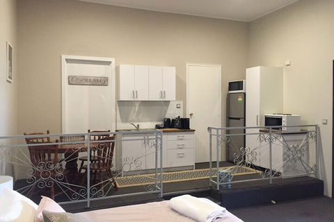 Fairway Manor Accommodation - Accommodation Sydney 5