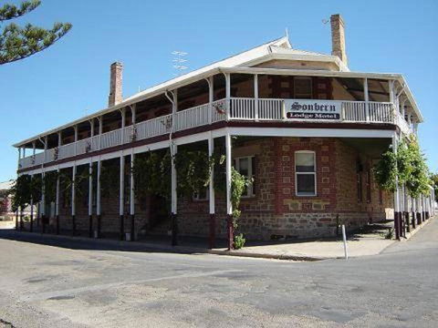 Sonbern Lodge Motel - Sydney 4u 6