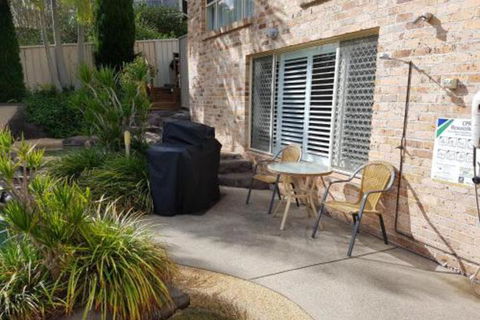 Corlette Poolside Getaway - Accommodation Sydney 5