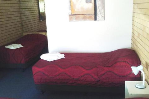 Nambour Central Motel - Sydney 4u 5