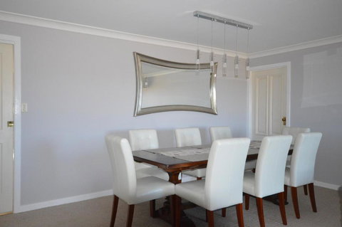 Sancerre Estate - Accommodation Sydney 2