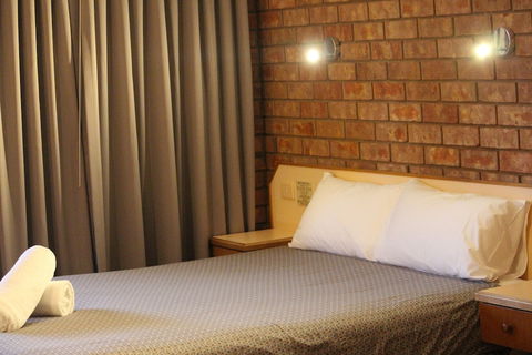 Red Cliffs Colonial Motor Lodge - Sydney 4u 2