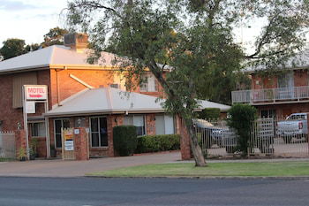 Red Cliffs Colonial Motor Lodge - Sydney 4u 4