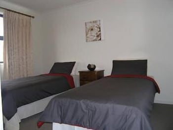 Insaa Serviced Apartments Dandenong - Sydney 4u 2