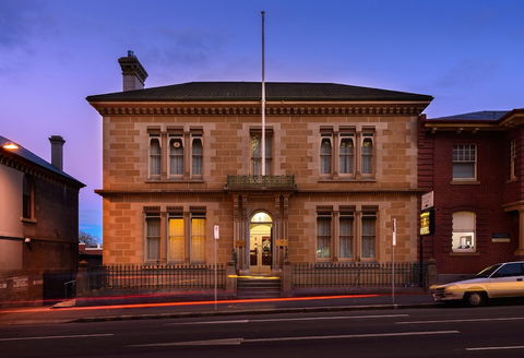 Macquarie Manor - Accommodation Sydney 1