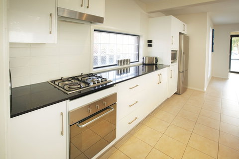 Charlestown Terrace - Accommodation Sydney 5