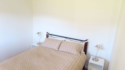 The Black Sparrow - Accommodation Sydney 2