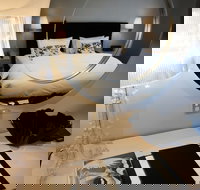 5 Rooms At The Stirling Hotel - Accommodation Sydney