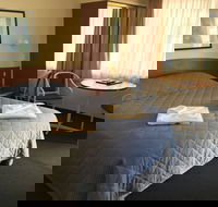 Town  Country Motel - Sydney 4u