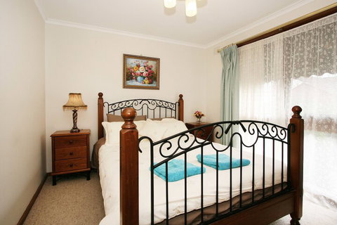 40 Thames Holiday Unit - Accommodation Sydney 1