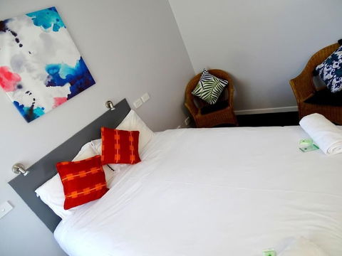 Mercury Motor Inn - Sydney 4u 1