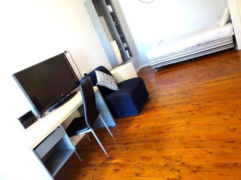 Mercury Motor Inn - Sydney 4u 3