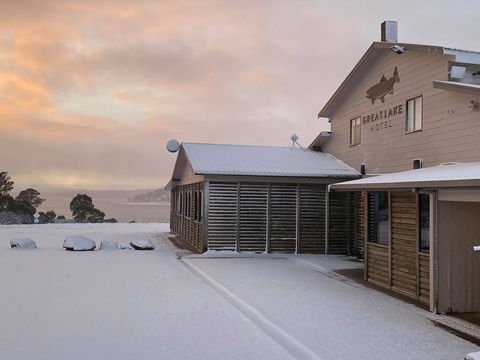 Great Lake Hotel - Accommodation Sydney 1