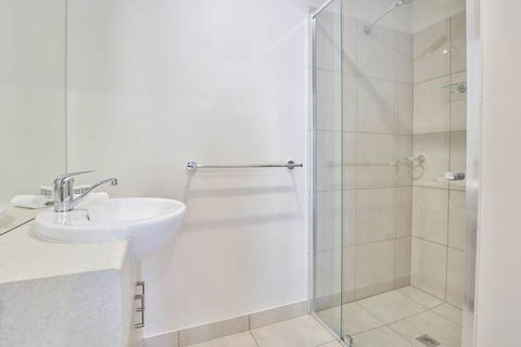 Rivergardens Holiday Park - Sydney 4u 6