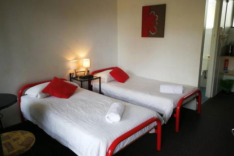 Tamar Cove Motel - Sydney 4u 7