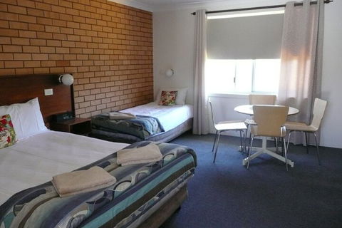 Rosebourne Gardens Motel - Sydney 4u 6