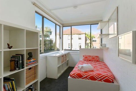 Jacques Avenue - Accommodation Sydney 4