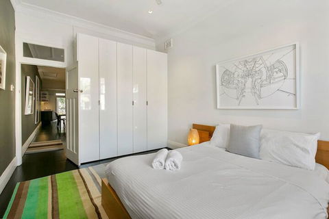 Jacques Avenue - Accommodation Sydney 2