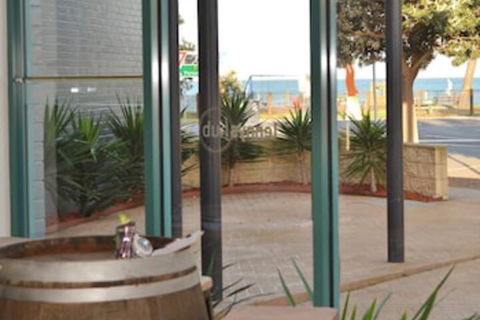 St Leonards Hotel - Sydney 4u 2