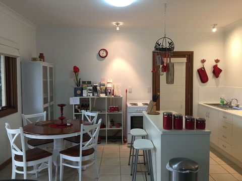 Clarevale Cottage B&B - Sydney 4u 4