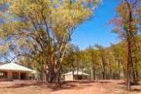 Ikara Safari Camp - Sydney 4u 5