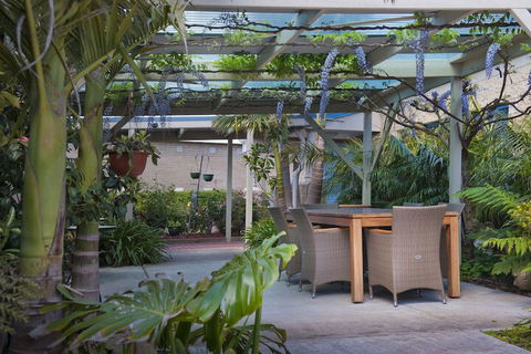 Motel On A'beckett - Accommodation Sydney 6