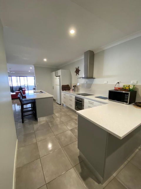 Cooktown Harbour View Luxury Apartments - Sydney 4u 6