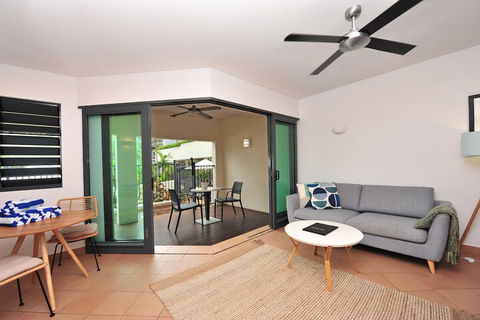 Seascape Holidays - Peninsula Apartments - Accommodation Sydney 2