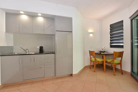 Seascape Holidays - Peninsula Apartments - Accommodation Sydney 5