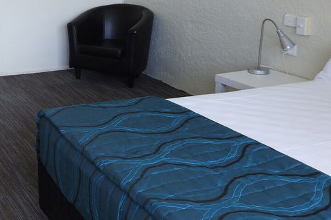 Urangan Motor Inn - Sydney 4u 5