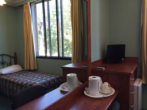 Harp Hotel - Accommodation Sydney 0