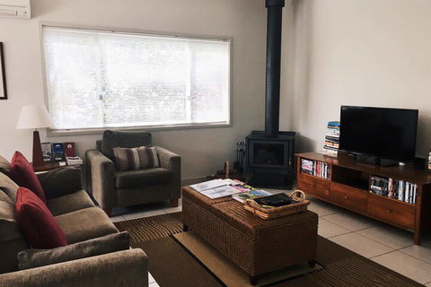 Abalina Cottages, Rotary Drive - Sydney 4u 3
