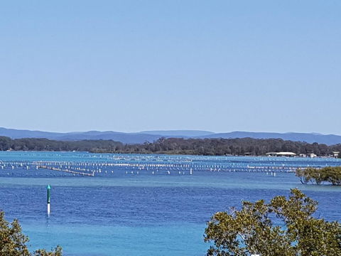 CHILL OUT LAKESIDE At FORSTER - Accommodation Sydney 2