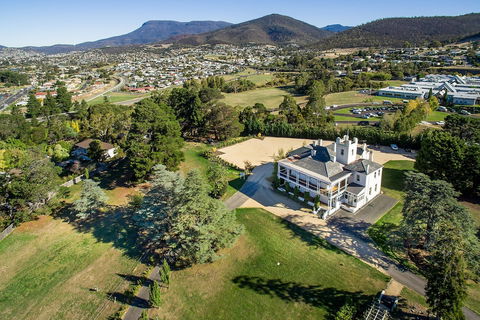 Claremont House - Accommodation Sydney 6