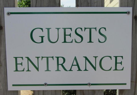 Elm Trees Accommodation At Ross - Accommodation Sydney 4