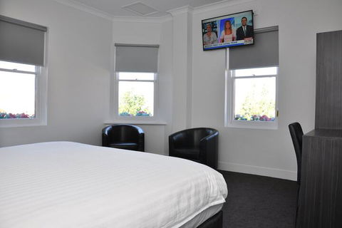 Queens Head Hotel - Accommodation Sydney 5