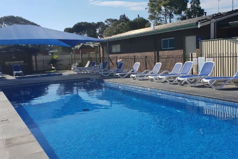 Riverglen Holiday Park - Sydney 4u 1