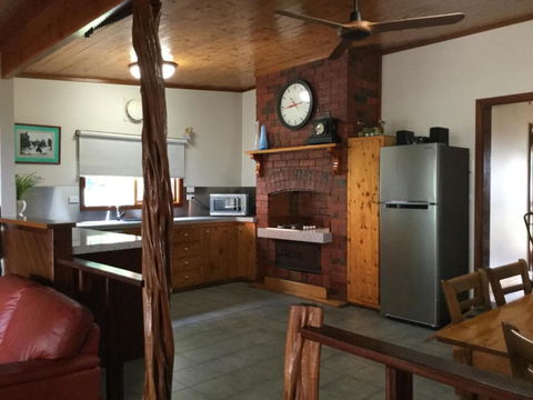 Bayview Boathouse - Accommodation Sydney 5