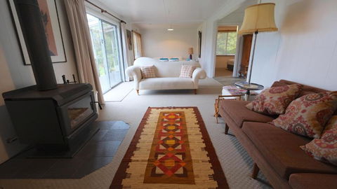 Sisters Beach House - Sydney 4u 5