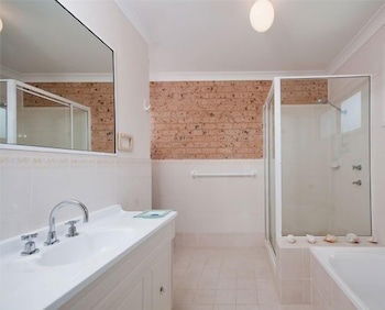 Bombora At Fingal Bay - Accommodation Sydney 4