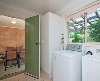Bombora At Fingal Bay - Accommodation Sydney 1