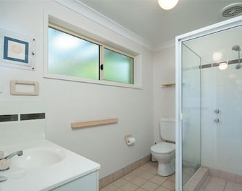 Bombora At Fingal Bay - Accommodation Sydney 2