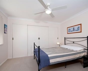 Bombora At Fingal Bay - Accommodation Sydney 3